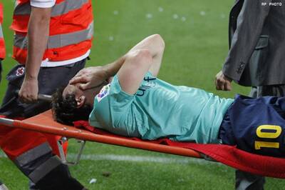 Messi has not fractured ankle: Barca coach