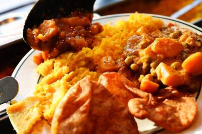 'Pure Veg' Signs Outside Restaurants 'Casteist'? Twitter Gets into Fierce Debate