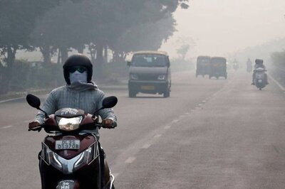 Delhi Pollution Levels Reaches Poor Category, Air Quality Likely to Improve