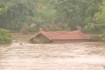 Rains Lash Madhya Pradesh, Army Helicopters Rescue Trapped Residents
