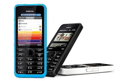 Nokia Asha 301 available online for Rs 5,140