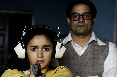 Alia Bhatt 'THREATENED' To Block Jaideep Ahlawat's Number After Raazi; Here's Why