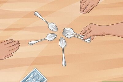 How to Play Spoons: Instructions, Rules, & More