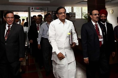 More bank branches to be opened in minority areas: PC