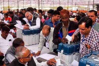 Lok Sabha Polls: EC Begins Awareness Drive About EVMs, VVPATs with 3,500 Centres, 4,250 Mobile Vans