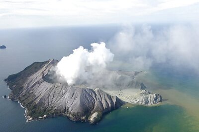 Five Killed After 'Sudden' Volcano Eruption in New Zealand, Several Missing