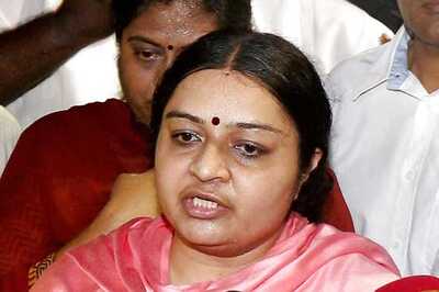 Jaya's Niece Deepa Denied Entry at Poes Garden, Alleges Her Brother Set Her up
