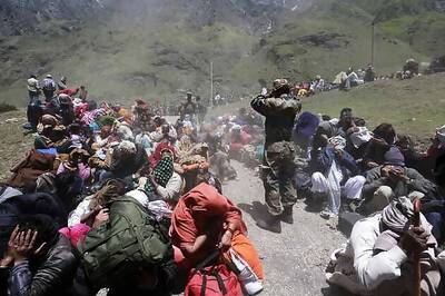 Senior Punjab IAS officer assaulted by a group of stranded pilgrims at Gobind Ghat