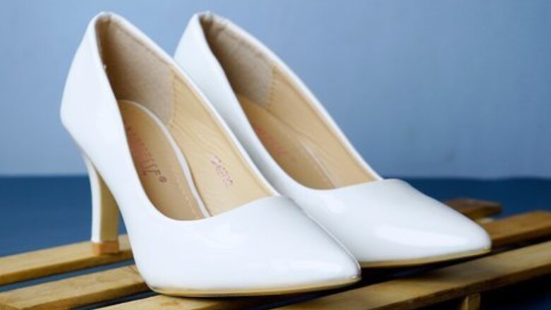 How to Make Glitter Shoes