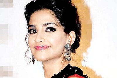 Abhay, Sonam patch up and bury the past