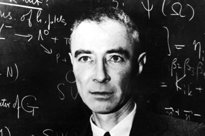 Oppenheimer, Father of Atomic Bomb, Was Offered Indian Citizenship by Nehru. This Was His Response