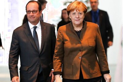 Merkel, Hollande Back Extending Sanctions on Russia Over Ukraine