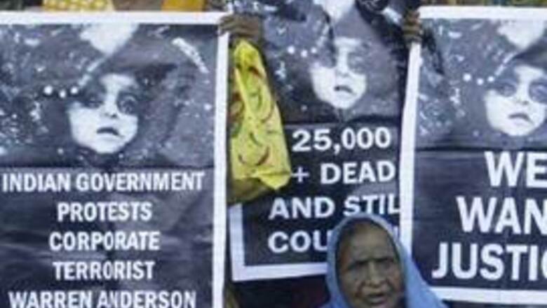 US denies link between Bhopal leak and aid issue