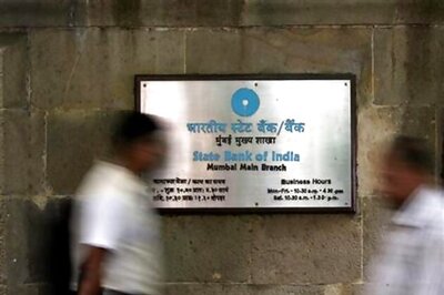 SBI accounts for half of mobile transactions in June: RBI