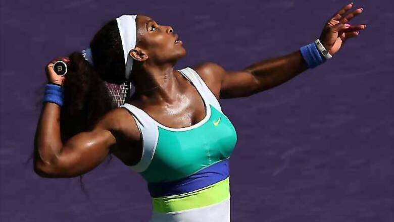 Serena Williams advances at Sony Open