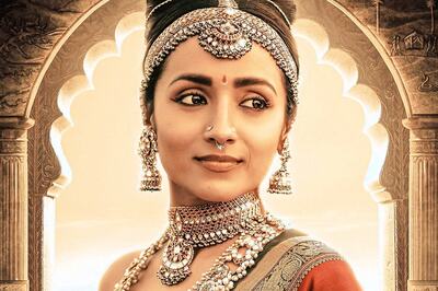 Smart Phones and People Not Allowed: Trisha Krishnan’s Epic Reply to Karthi's Query