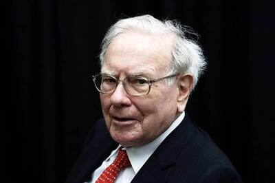 Warren Buffet Sells a Third of Stake in IBM