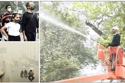 Air Pollution Live: NDMC Sprinkles Water on Delhi Roads to Reduce Dust