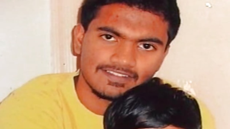Souvik Pal's father to bring his body to B'lore