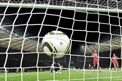 Dempo beat HAL 3-0 in I-League