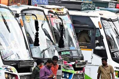 Private Bus Operators Roll Out Shuttle Van Service Ahead of City Entry Deadline