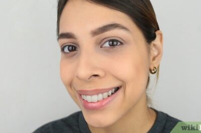 How to Shape Your Eyebrows Without Plucking