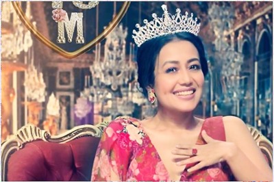 Neha Kakkar Declares She's 'Most Followed Indian Musician' with Instagram Family of 40 million