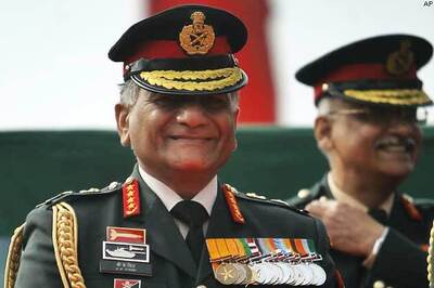 Army Chief sends notice to Lt Gen Dalbir Singh