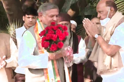 Former Delhi Speaker and Congress Veteran Yoganand Shastri Joins NCP