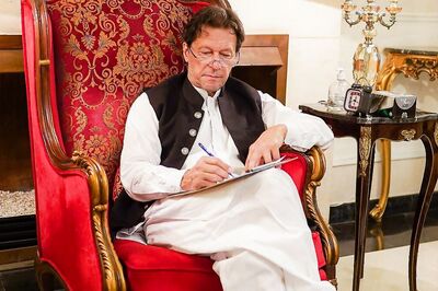 In ‘Last Tweet’ Before ‘Arrest’, Imran Khan Claims Police Has Surrounded His House