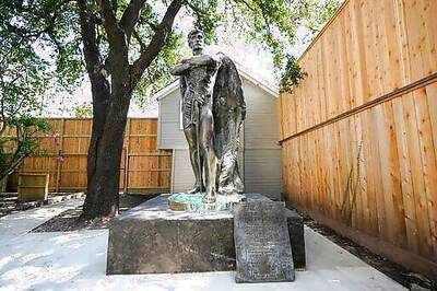 Museum says displaying Confederate statue part of healing