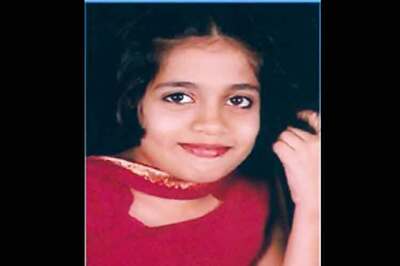 16 years old writer returns her award, becomes the youngest to do so