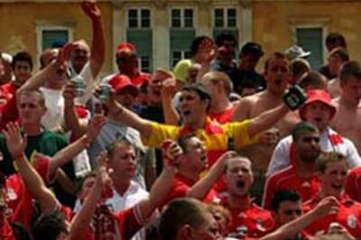 Liverpool crush Real Madrid, Chelsea progress