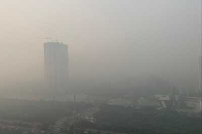 Noida DM Asks Builders to Ramp Up Anti-pollution Measures, Warns of Penalty