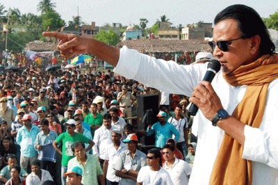 BJP Leader Mithun Chakraborty's Roadshow Disallowed in Kolkata's Behala, Workers Hold Protest