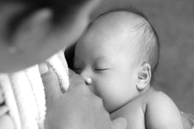Mothers Still Face Barriers to Breastfeed At Work, Says Study