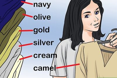 How to Dress in Colors that Bring Out Your Eyes