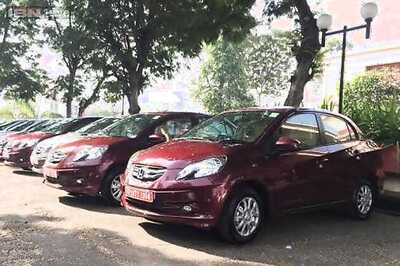Honda launches new variants of Amaze, Brio at Rs 5.99 lakh onwards; plans to launch CNG version of Amaze