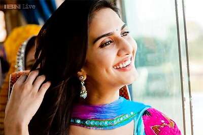 Vaani Kapoor not yet finalised for Shah Rukh Khan's 'Fan'