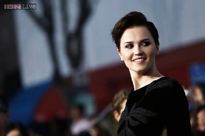 Box Office: 'Insurgent' tops with $54 million, 'Gunman' flops