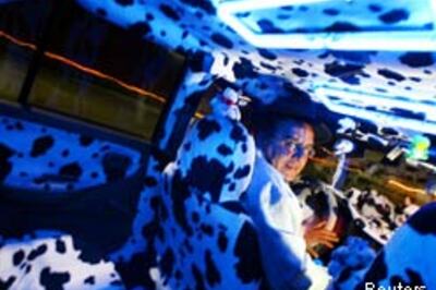 Driver combats crime with cow taxis