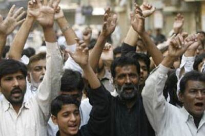 Pak govt under pressure after Friday's bomb attack