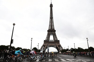 Eiffel Tower to Become Rented Apartment for Euro 2016