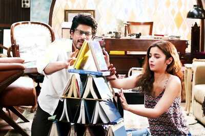 Dear Zindagi Completes a Year, Karan Johar Calls It a Special Film
