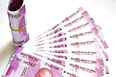 ED Seizes Over Rs 1 Crore Cash in Rs 2,000 Denomination During Raids in Money Laundering Case