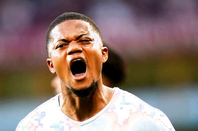 Premier League: Aston Villa Winger Leon Bailey Faces Spell Out with Thigh Strain