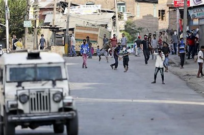 Centre Working on Policy to Prevent Kashmiri Youth from Falling Prey to Militancy