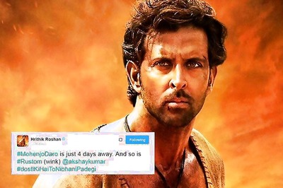 Hrithik Roshan promotes Rustom on Twitter, Akshay Kumar returns the favour