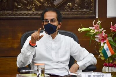 As Cyclone Nisarga Moves from Mumbai to North Maha, CM Thackeray Asks Administration to Ensure Immediate Relief