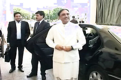 Pakistan: Zardari quits post of PPP co-chairman